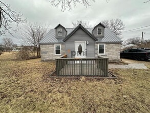 Building Photo - 7457 Clay St