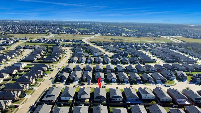 Building Photo - 20914 Iris Bloom St