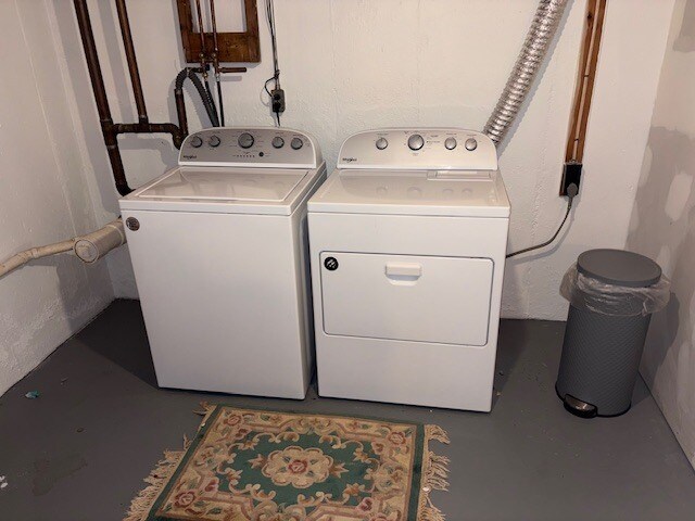 Building Photo - 1105 Sandwich Rd