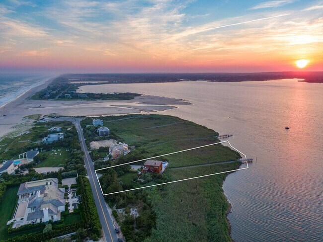 Building Photo - 360 Dune Rd