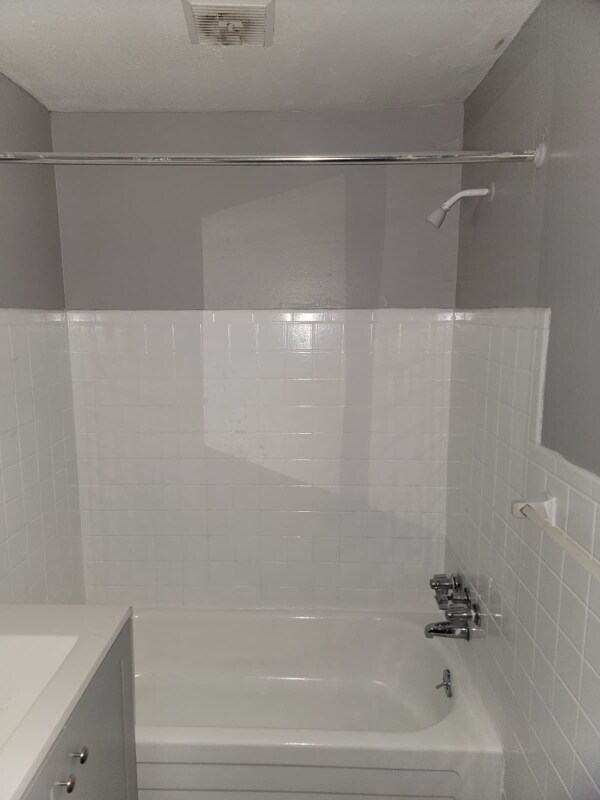 Building Photo - 13540 Superior Rd