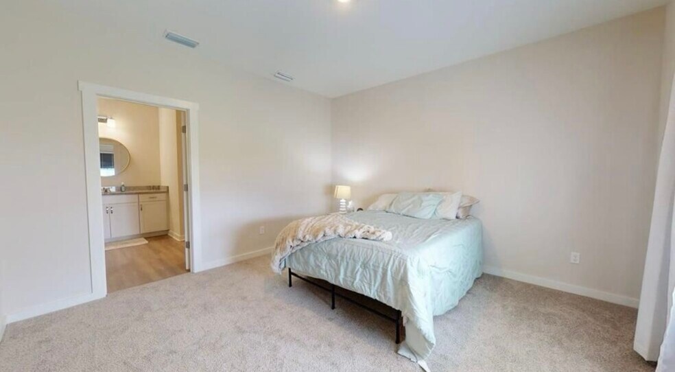 Master Bedroom - 2416 Blue Daze Ave