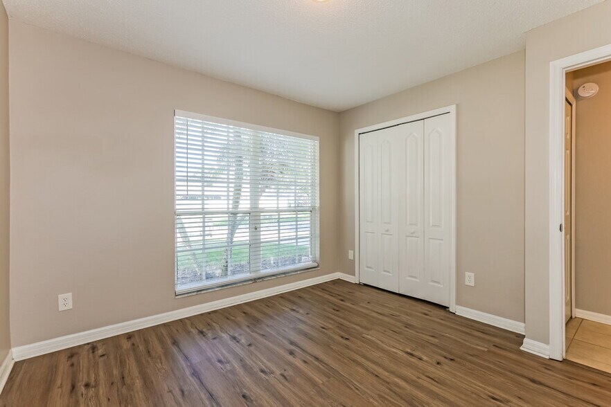 Building Photo - 10608 Walker Vista Dr