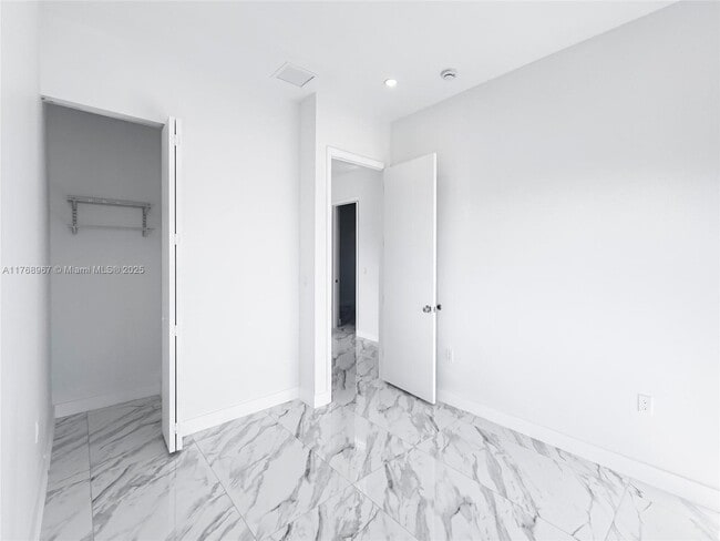 Building Photo - 149 Southeast Cor. Arno