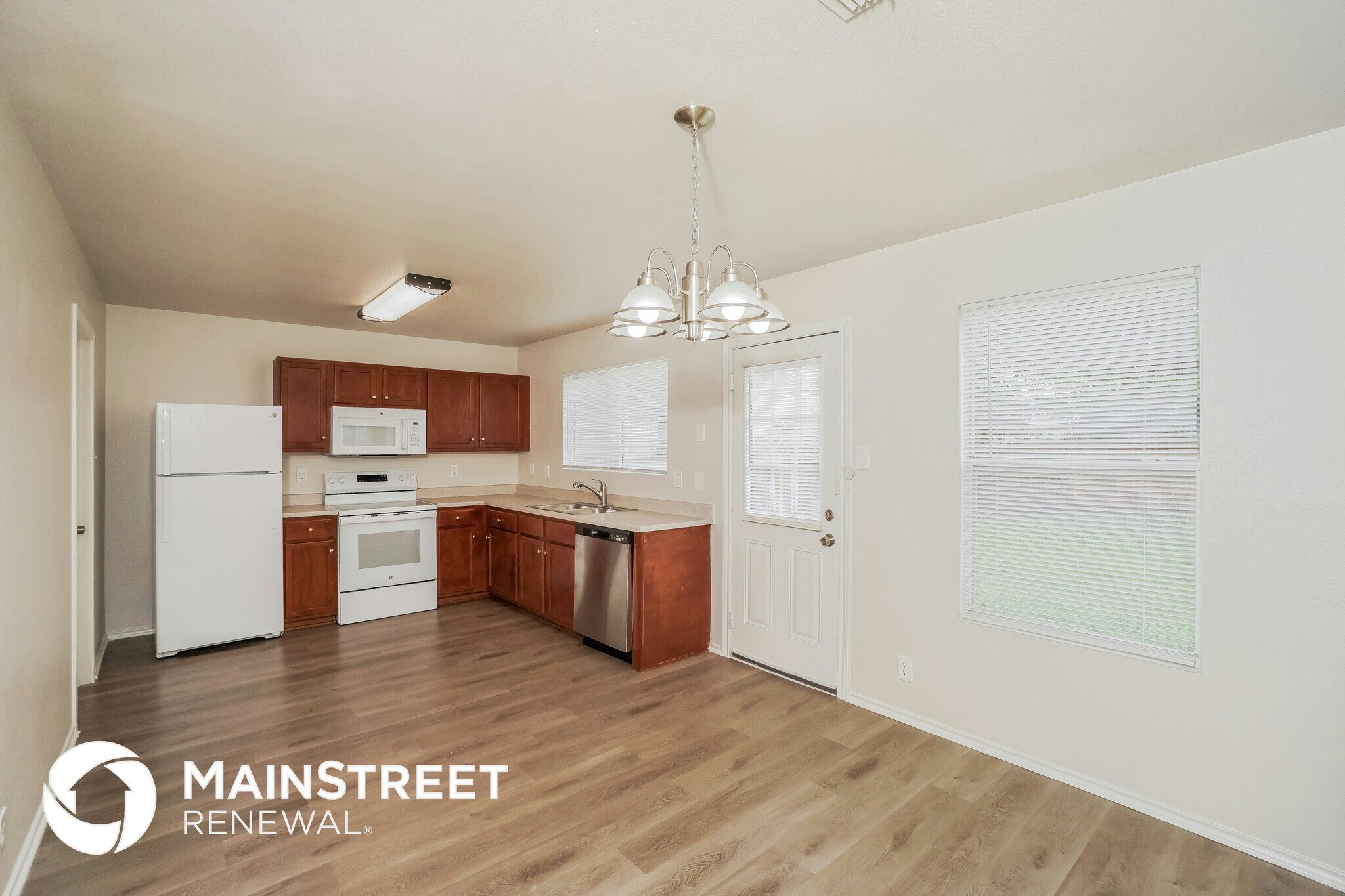 Building Photo - 166 Birchwood Bay