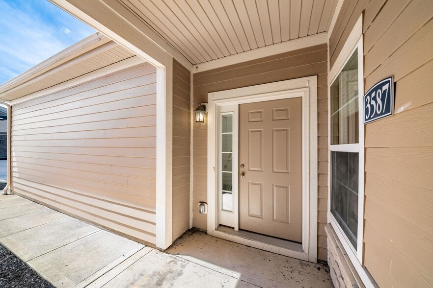 Building Photo - 3587 Evelynton Ave