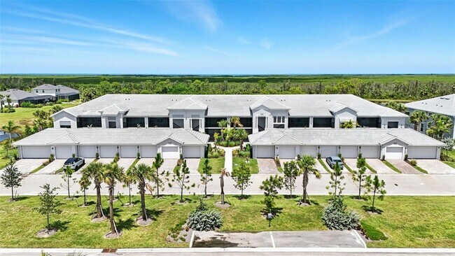 Building Photo - 14281 Heritage Landing Blvd
