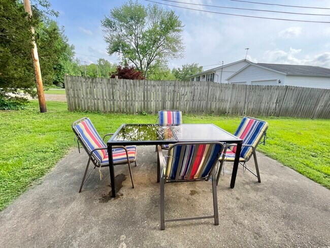 Building Photo - 210 Beaver St