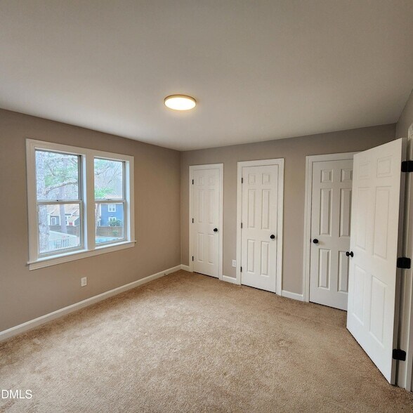 Building Photo - 5820 Sentinel Dr