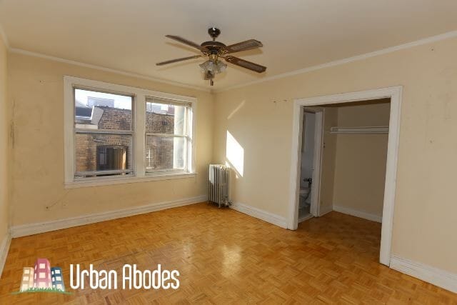 Building Photo - 717 W Belmont Ave