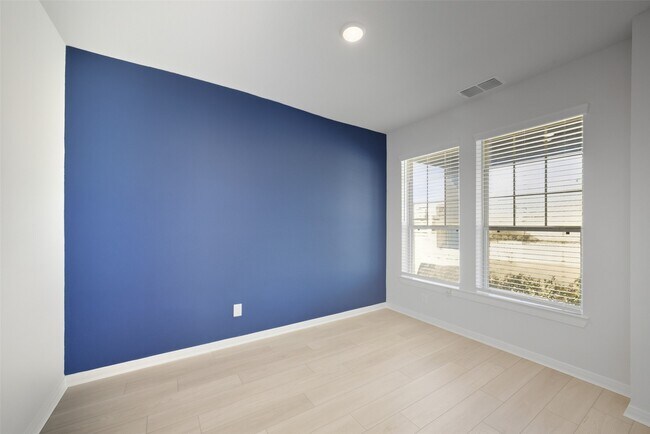 Building Photo - 13102 Verde Oaks Trl