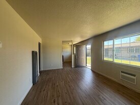 Building Photo - 2401 Strivens Ave