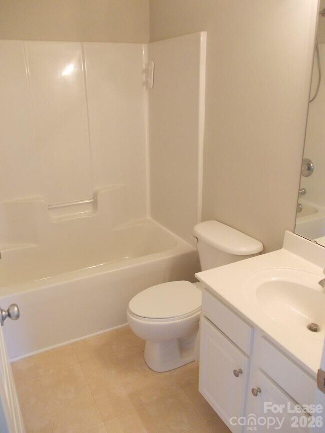 Building Photo - 8488 Chaceview Ct