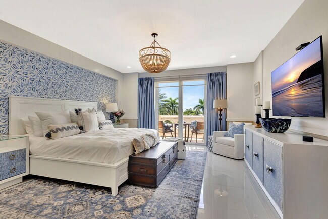 Building Photo - 155 S Ocean Ave