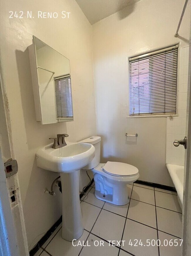 Building Photo - 242 N Reno St