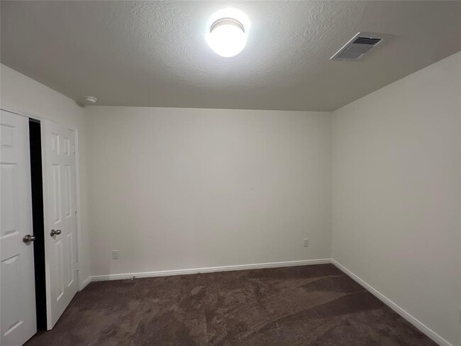 Building Photo - 5719 Texas Sage Dr