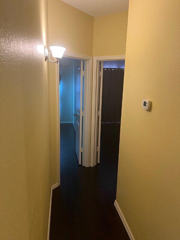 Building Photo - 900 S 94th St