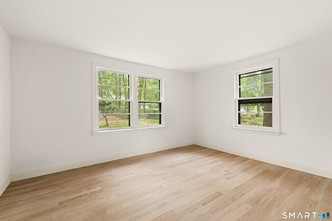 Building Photo - 1335 Wolf Hill Rd