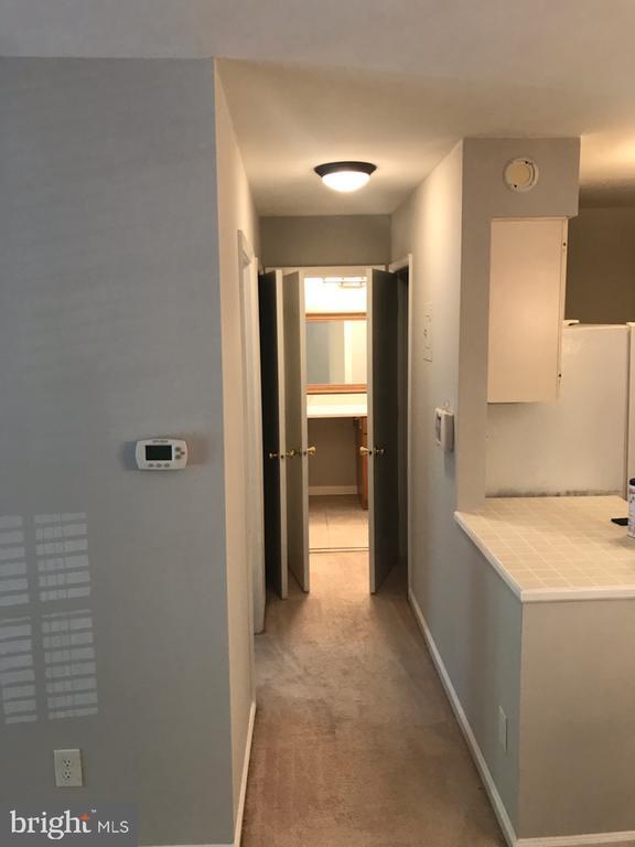 Building Photo - 5911 Prince James Dr