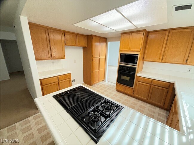 Building Photo - 3411 Classic Bay Ln