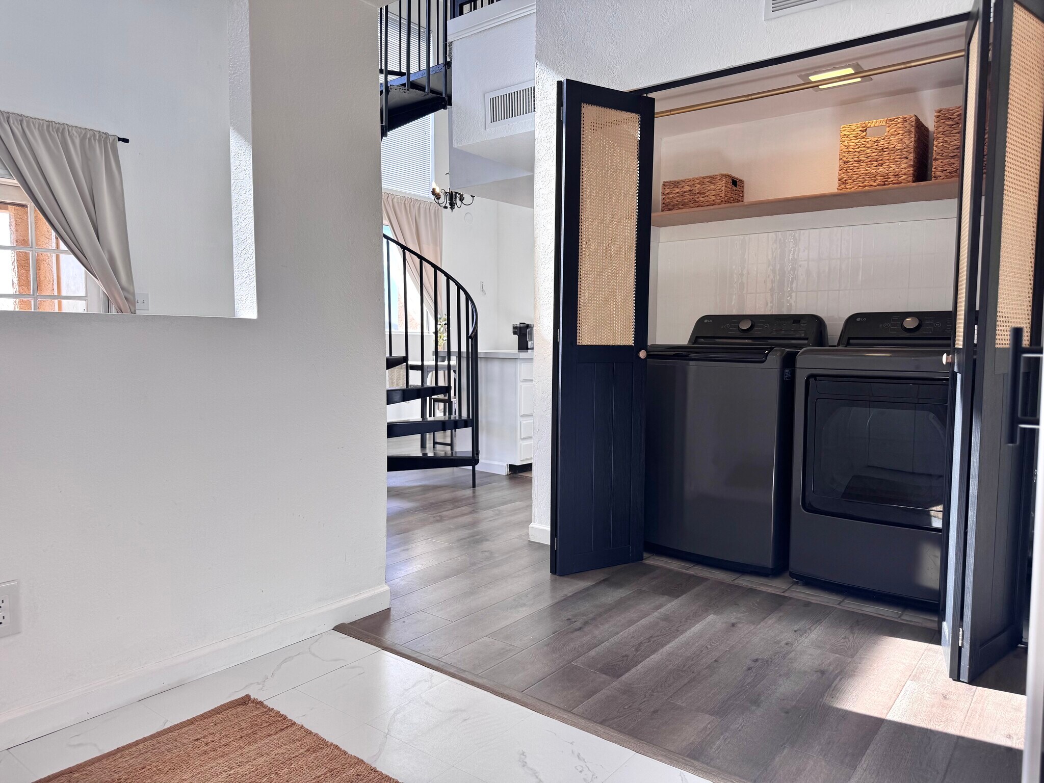 Building Photo - 18811 N 19th Ave