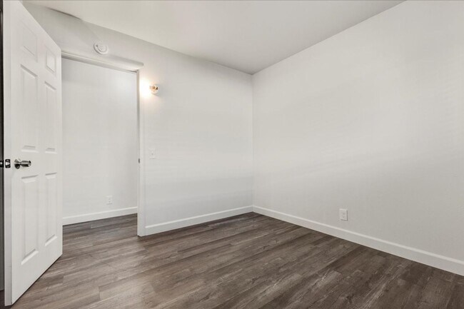 Building Photo - Upper Seaside 3 Bedroom / 1.5 Bath with Ocean Views