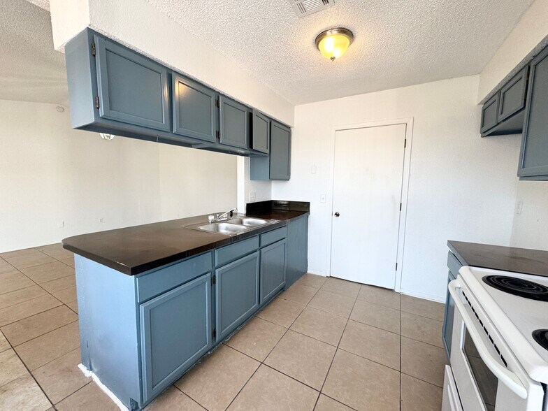 Building Photo - 339 NW 119th St