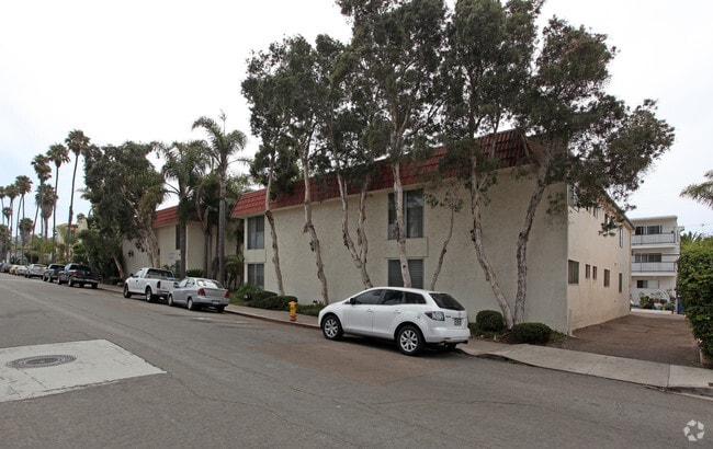 Primary Photo - West Star Apartments