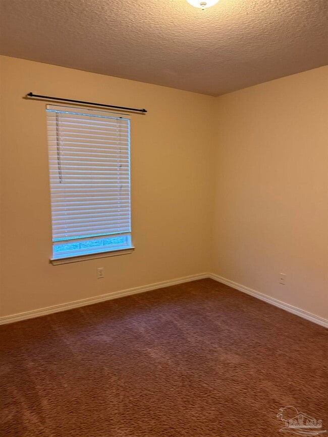 Building Photo - 543 Batten Blvd