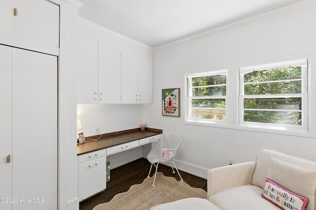Building Photo - 105 Bunn Ave