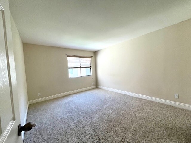 Building Photo - 10186 Camino Ruiz