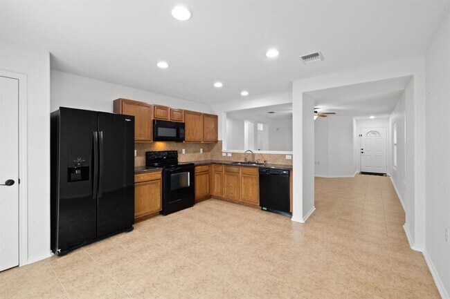 Building Photo - 8825 Stambourne St