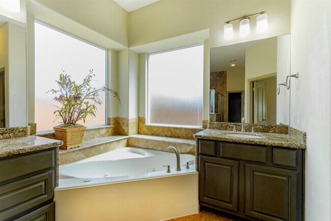Building Photo - 25010 Florina Ranch Dr