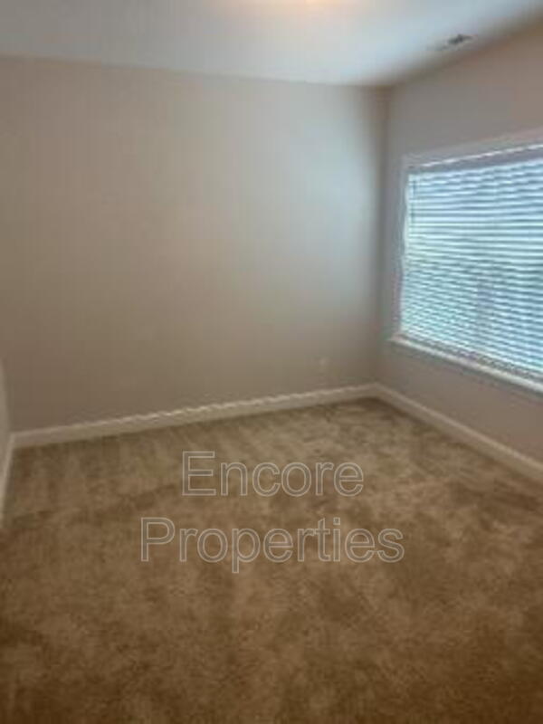 Building Photo - 1004 Bravura Dr