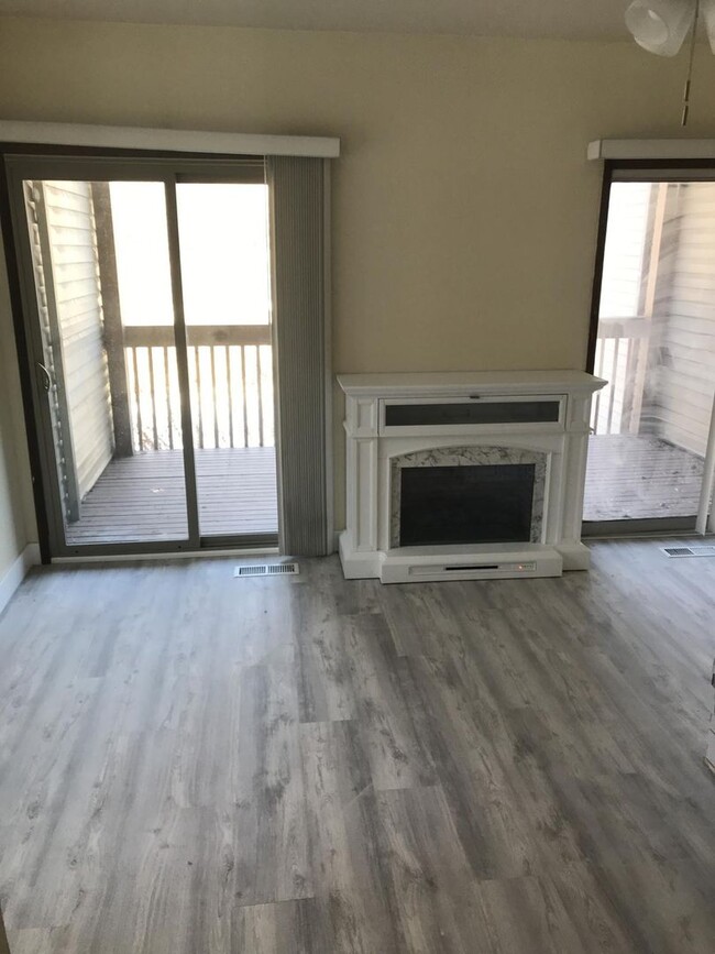 Building Photo - 553 E 200 N