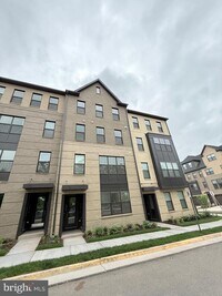 Building Photo - 4904 Chelan Xing