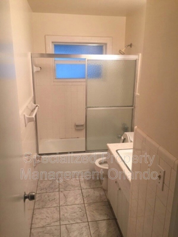 Building Photo - 623 Truesdell Ave