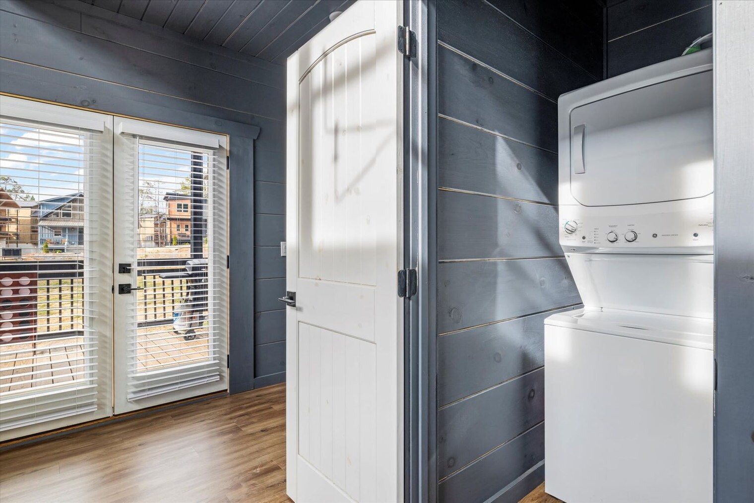 Building Photo - 528 Warbonnet Wy