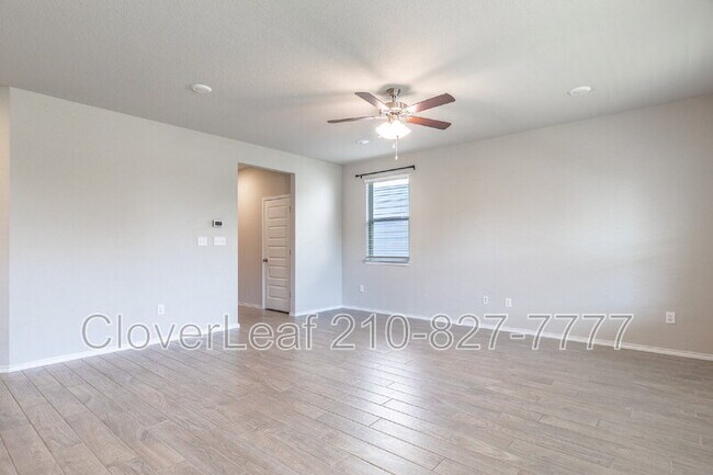 Building Photo - 255 Kinsley Wy