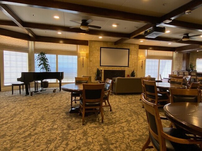 Building Photo - GOLF COURSE VIEW HOME AT THE COLONY - 55 P...