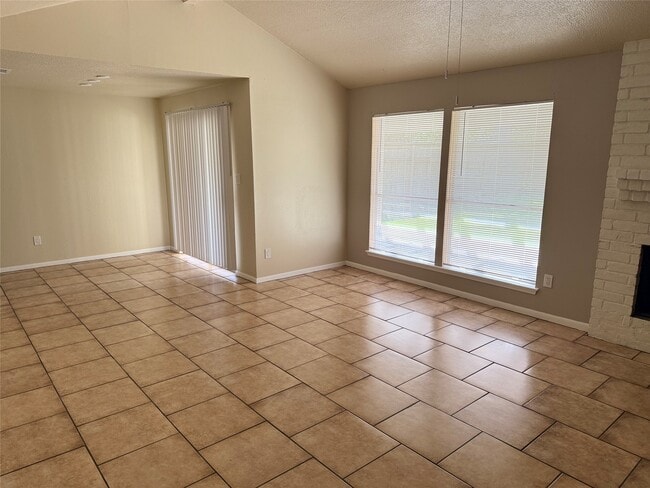 Building Photo - 6610 Addicks Clodine Rd