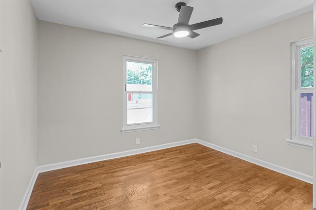 Building Photo - 3520 Sidney Dr