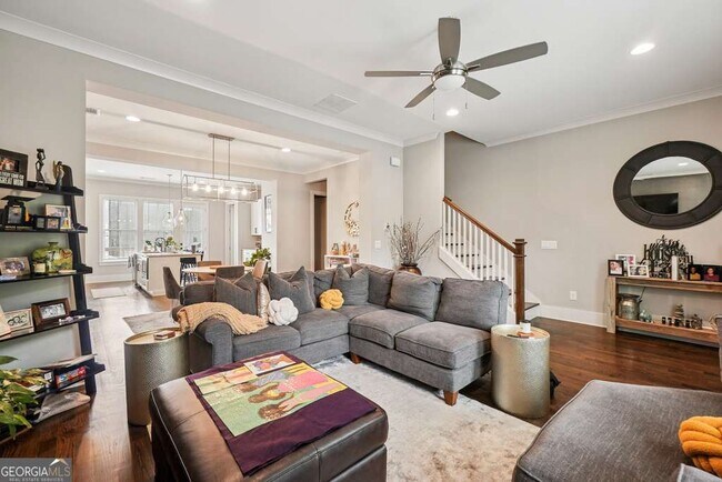 Building Photo - 144 1st Ave NW