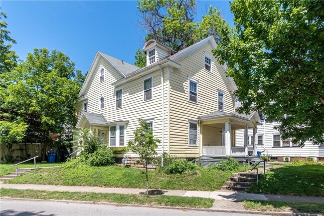 Building Photo - 760 Harvard St