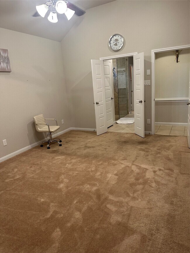 Building Photo - 1617 Darwin Cedar Dr