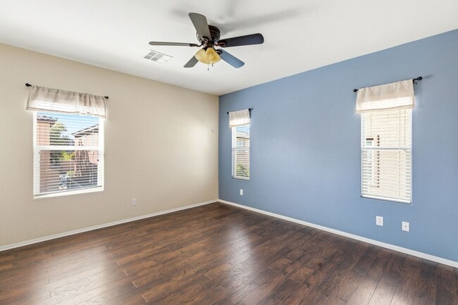 Building Photo - 8123 Mosaic Sunrise Ln