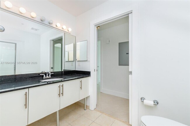 Building Photo - 31 SE 5th St