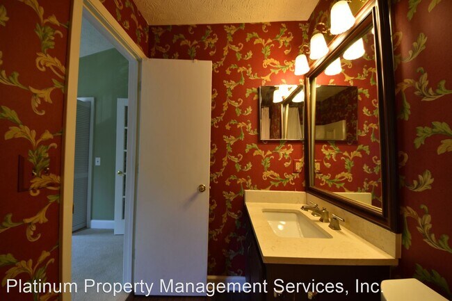 Building Photo - 2 br, 2 bath House - 2201 Queen Anne Ct
