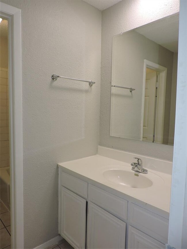 Building Photo - 8509 Fathom Cir