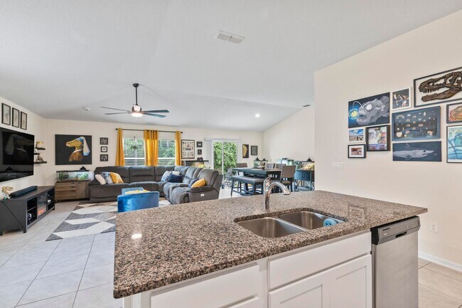 Building Photo - Sawmill Creek 4 bedroom!